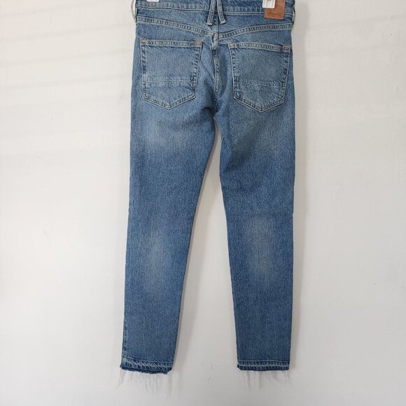 We The Free Distressed Skinny Jeans 25 Fringe - Picture 4 of 9